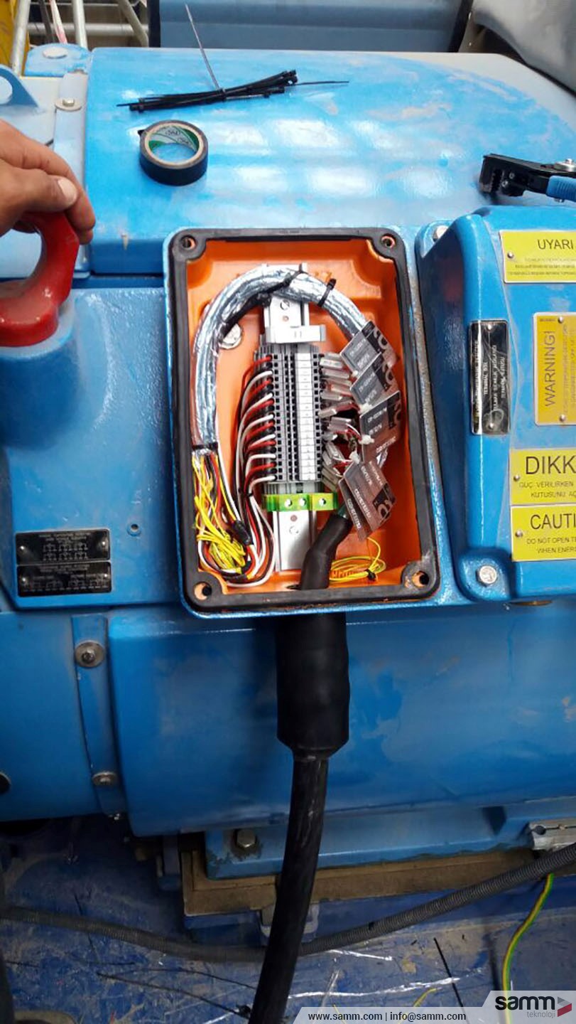 Samm Teknoloji | Motor sıcaklık sensörü için enstrüman kutusunda kablo terminasyonu.